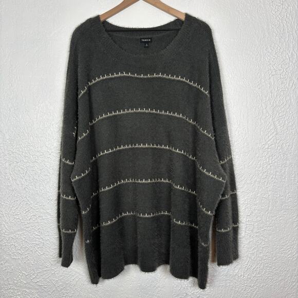 Torrid Drop Shoulder Pullover Sweater Eyelash Lurex Yarn Grey Size 5 - Picture 2 of 5